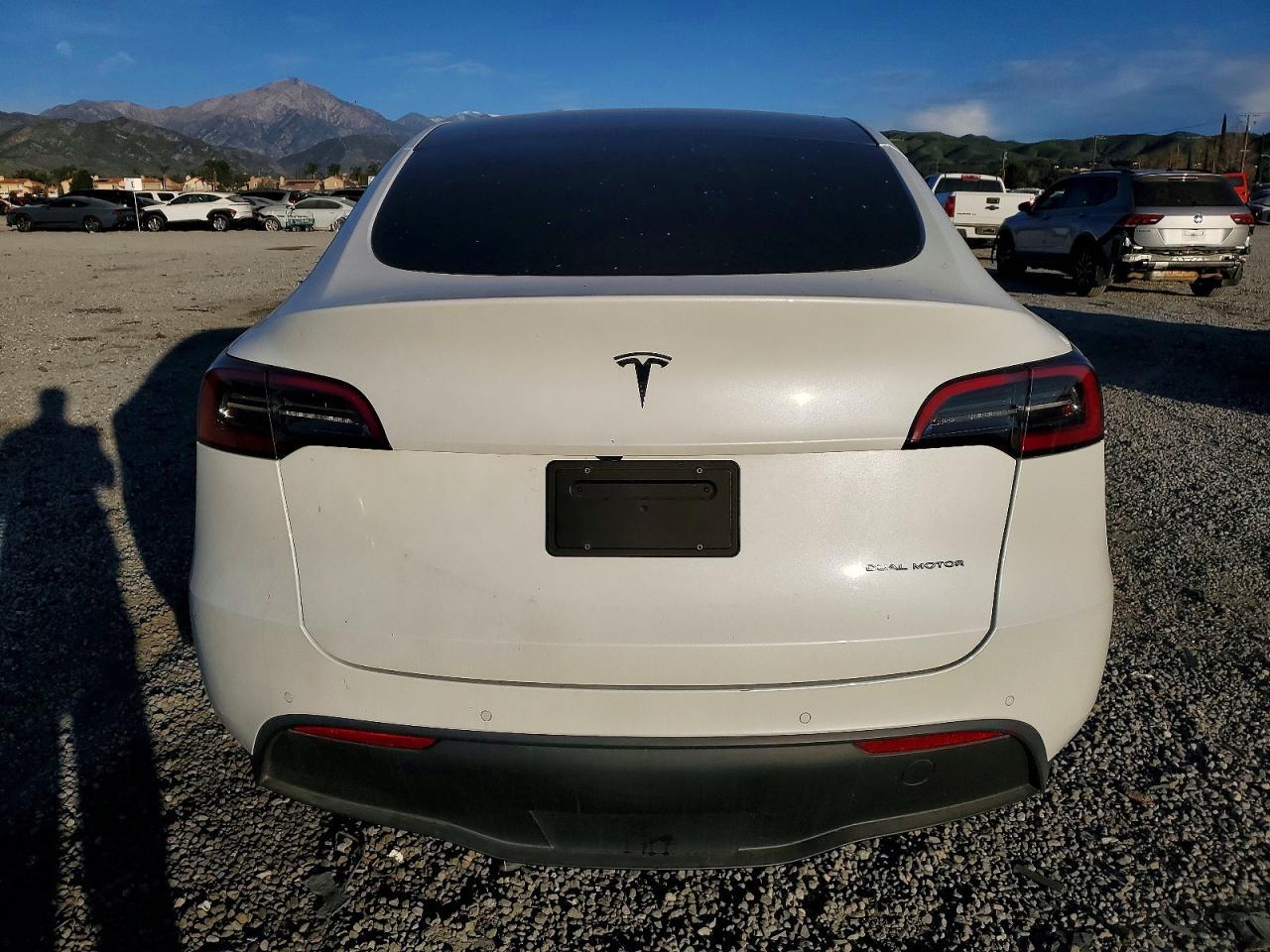 2022 Tesla Model Y - Фото 6