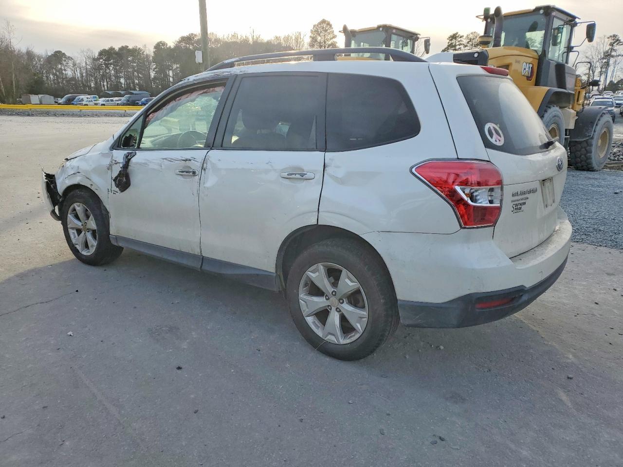 2016 Subaru Forester 2.5I Premium - Image 2