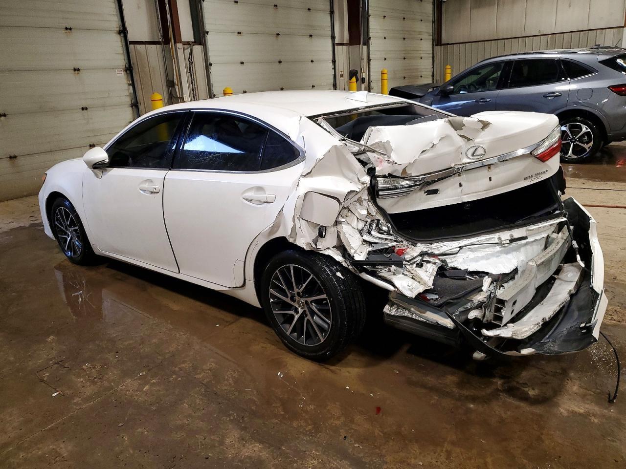 2016 Lexus Es 350 - Image 2