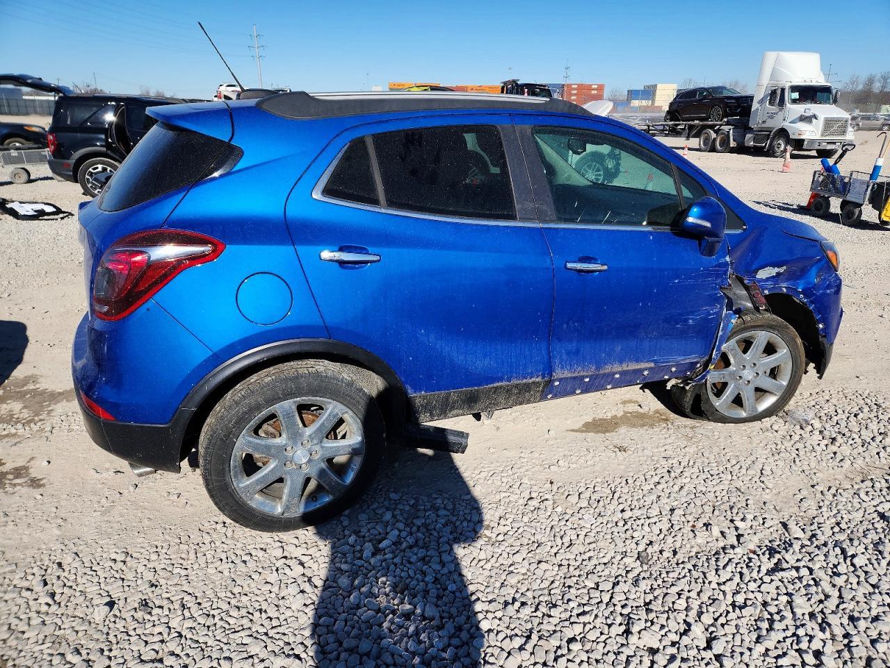 2018 Buick Encore Essence - Фото 3