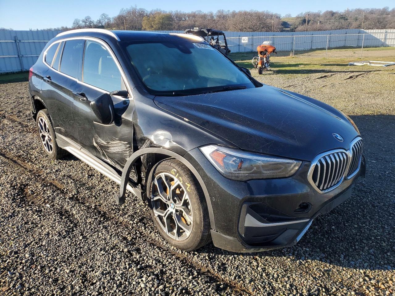 2021 BMW X1 xDrive28I - Фото 4