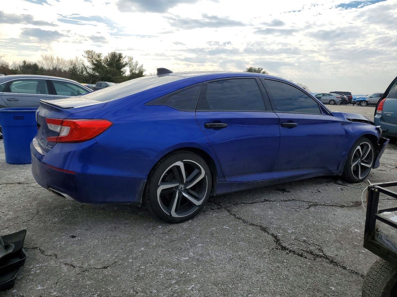 2021 Honda Accord Sport - Фото 3