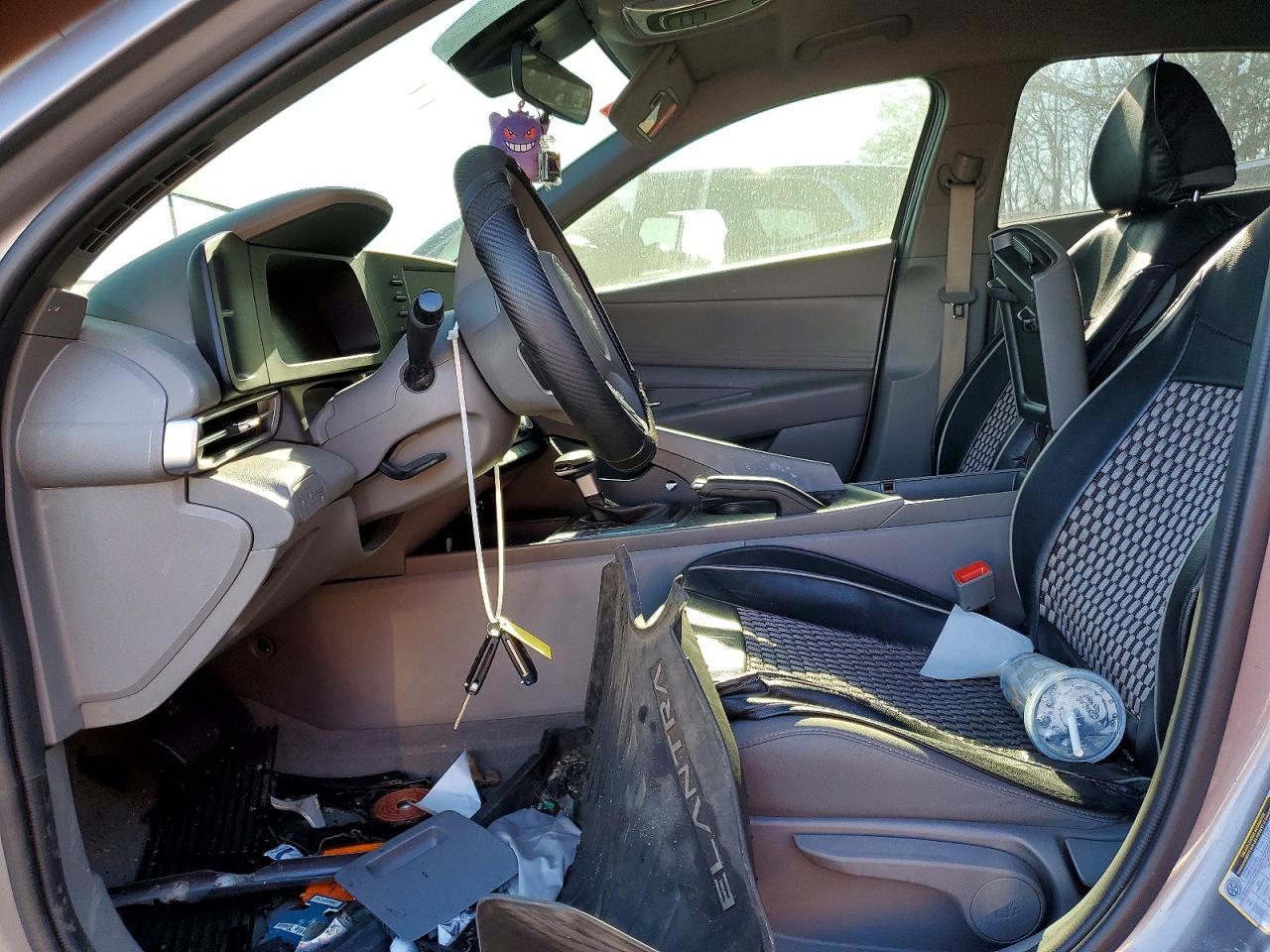 2024 Hyundai Elantra Se - Image 7