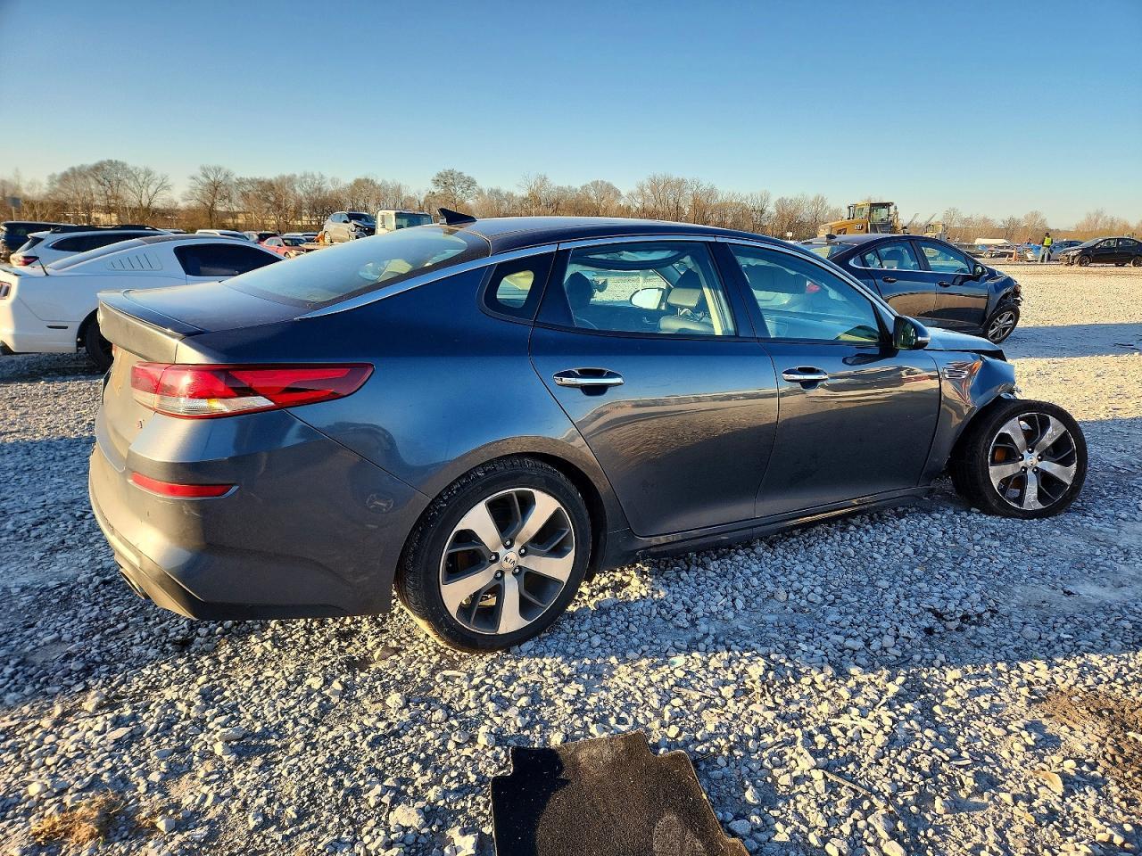 2020 Kia Optima Lx - Фото 3