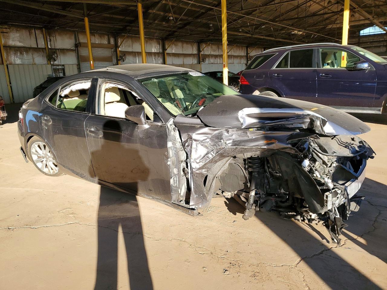 2016 Lexus Is 200T - Фото 4