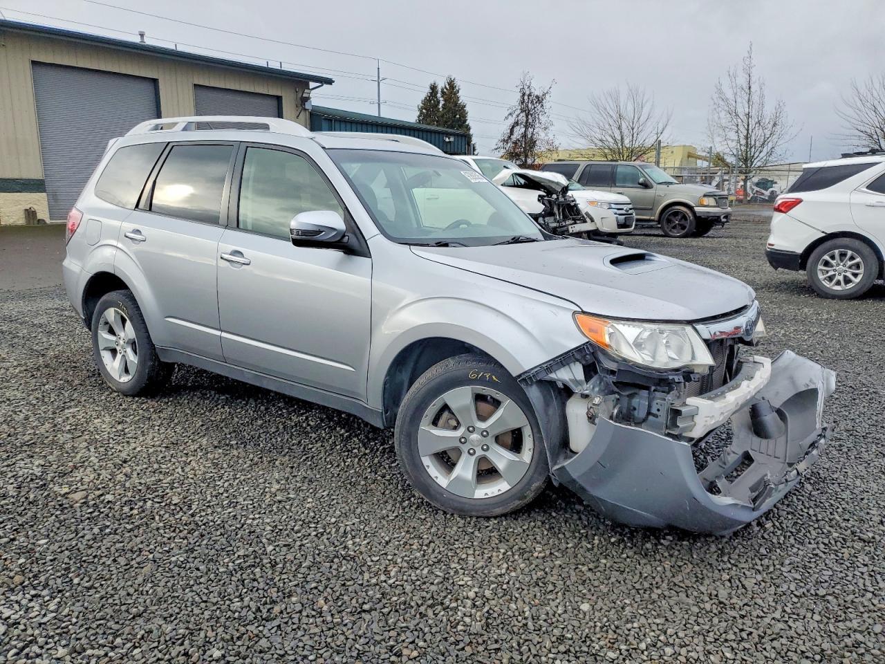 2013 Subaru Forester Touring - Фото 4