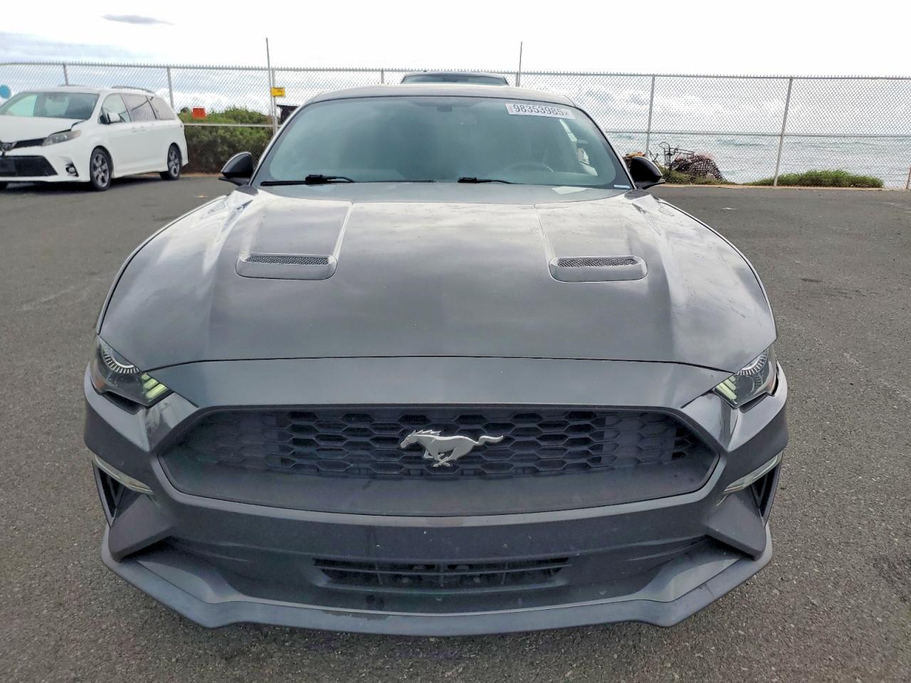 2020 Ford Mustang - Image 5