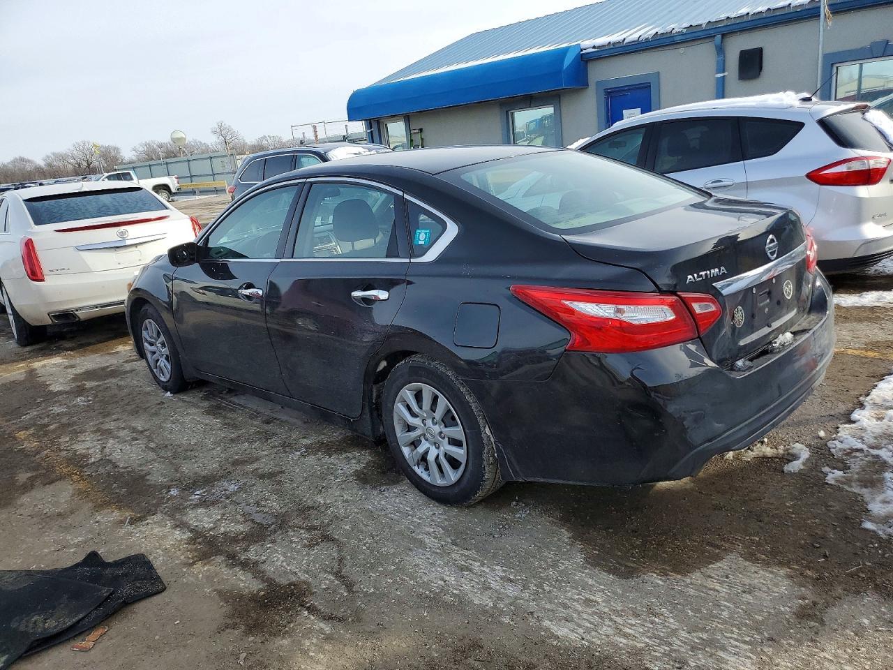 2017 Nissan Altima 2.5 - Image 2