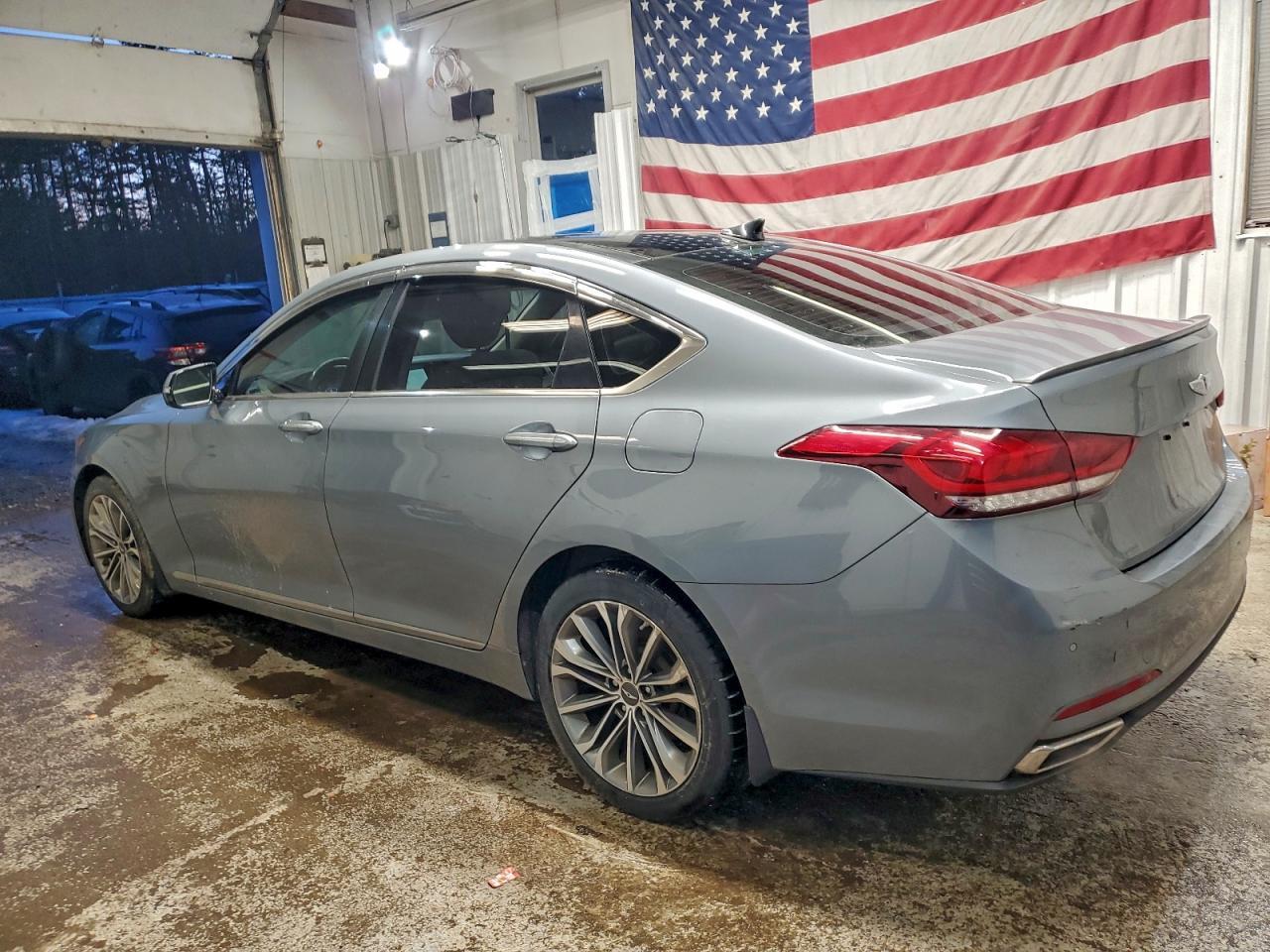 2015 Hyundai Genesis 3.8L - Фото 2