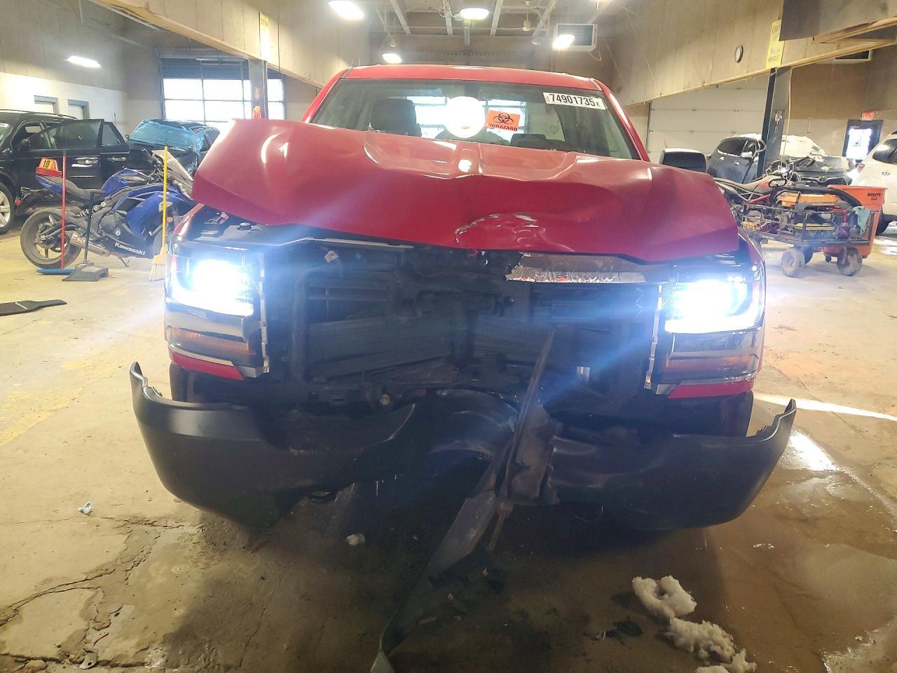 2017 Chevrolet Silverado K1500 - Фото 5