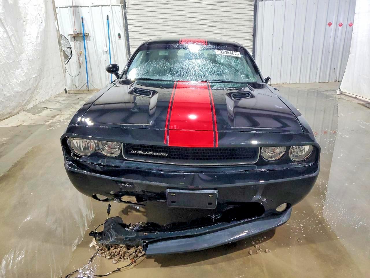 2014 Dodge Challenger Sxt - Image 5