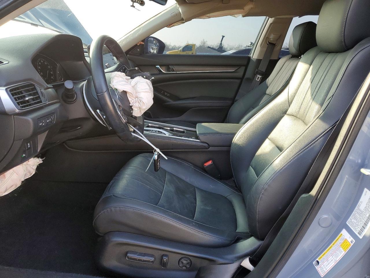 2022 Honda Accord Touring Hybrid - Фото 7