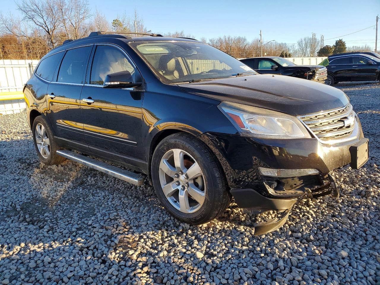 2017 Chevrolet Traverse Premier - Фото 4