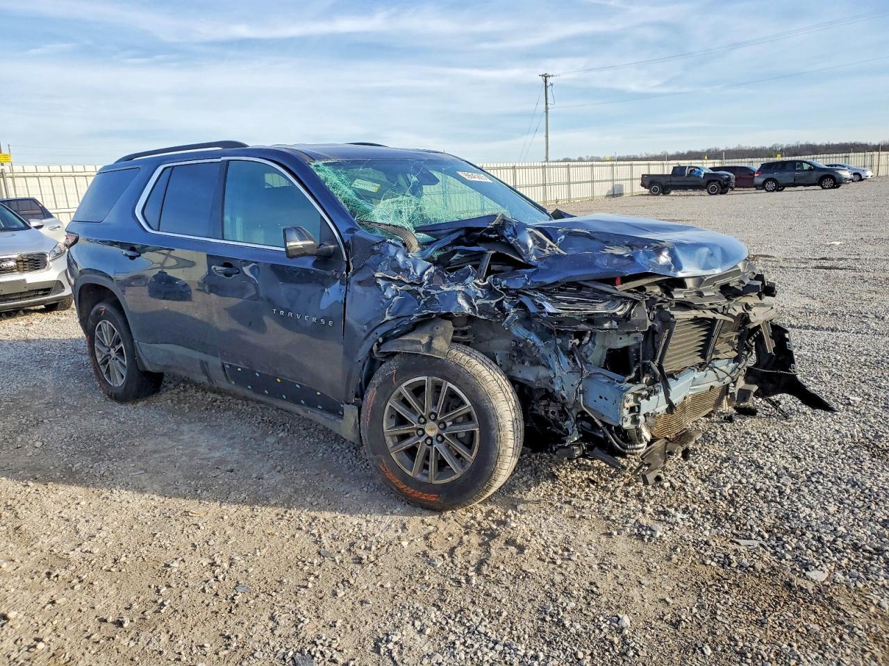 2022 Chevrolet Traverse Lt - Image 4
