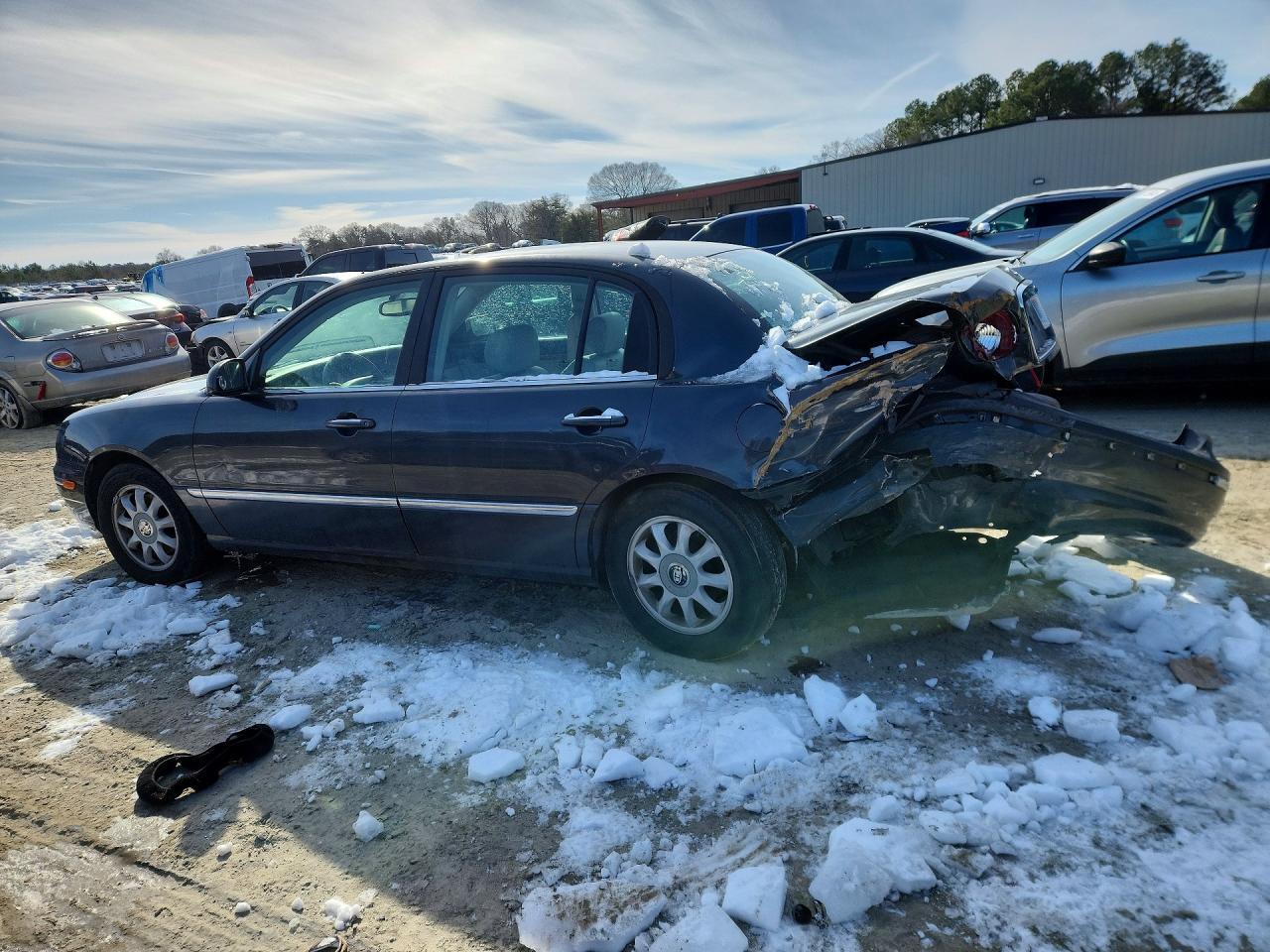 2005 Kia Amanti - Фото 2