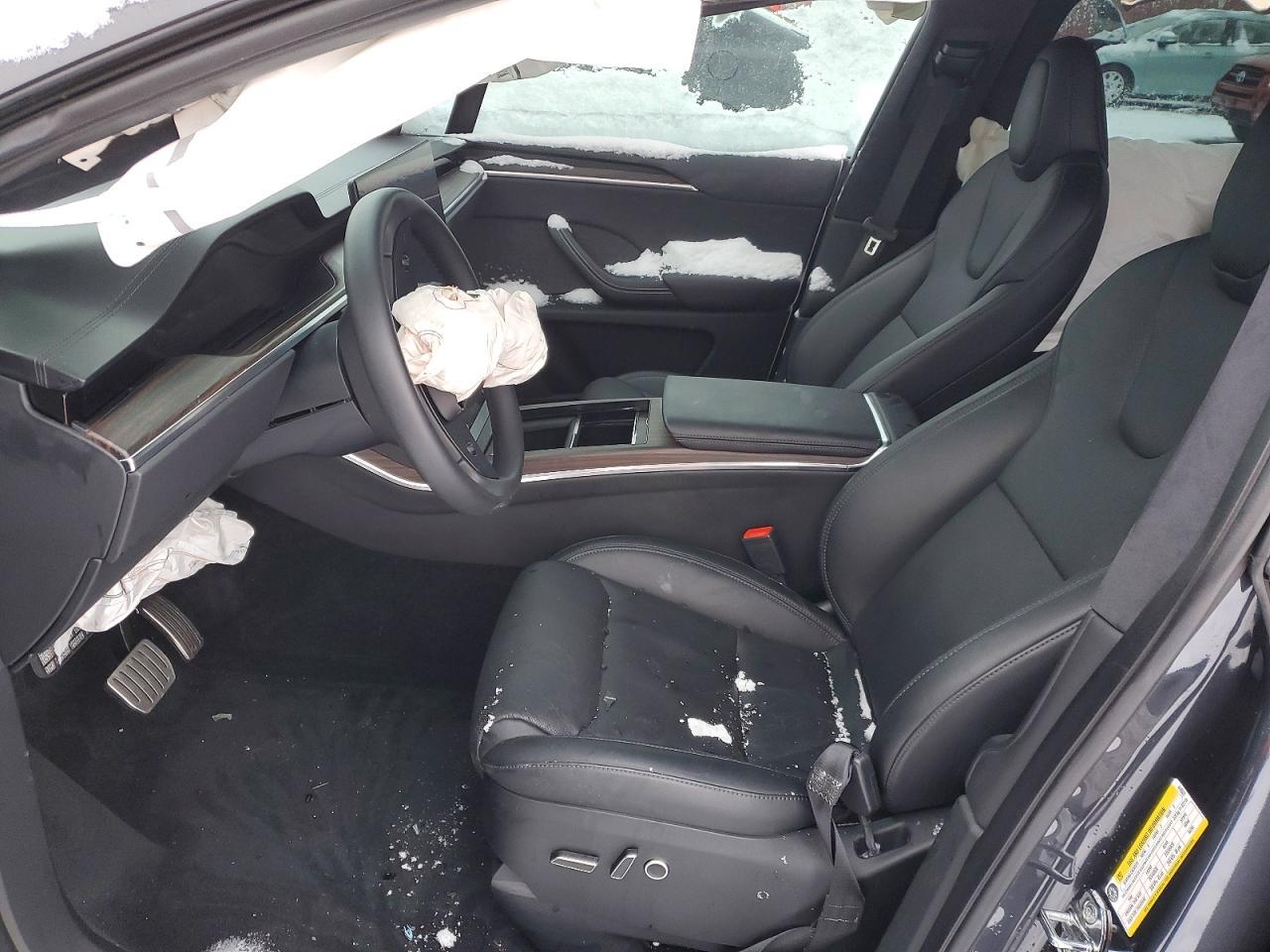 2024 Tesla Model X - Image 7