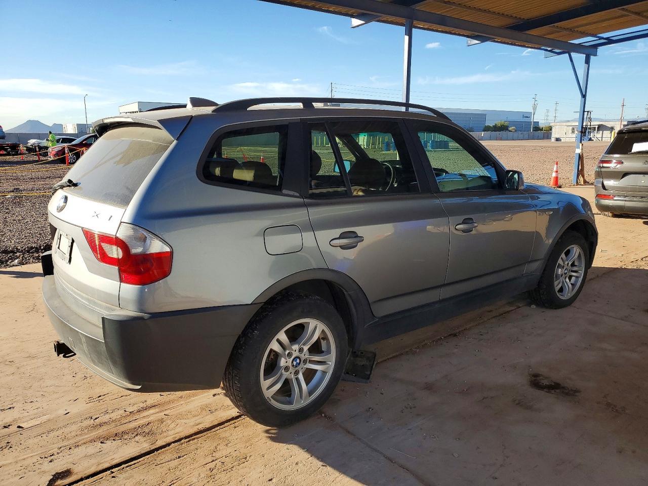 2005 BMW X3 3.0I - Фото 3