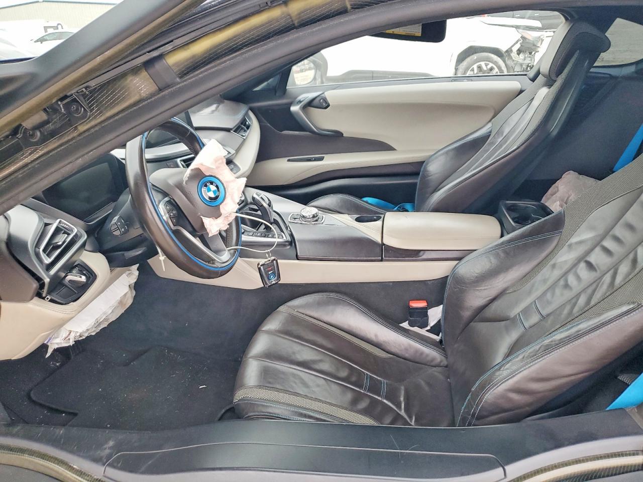 2015 BMW I8 - Фото 7