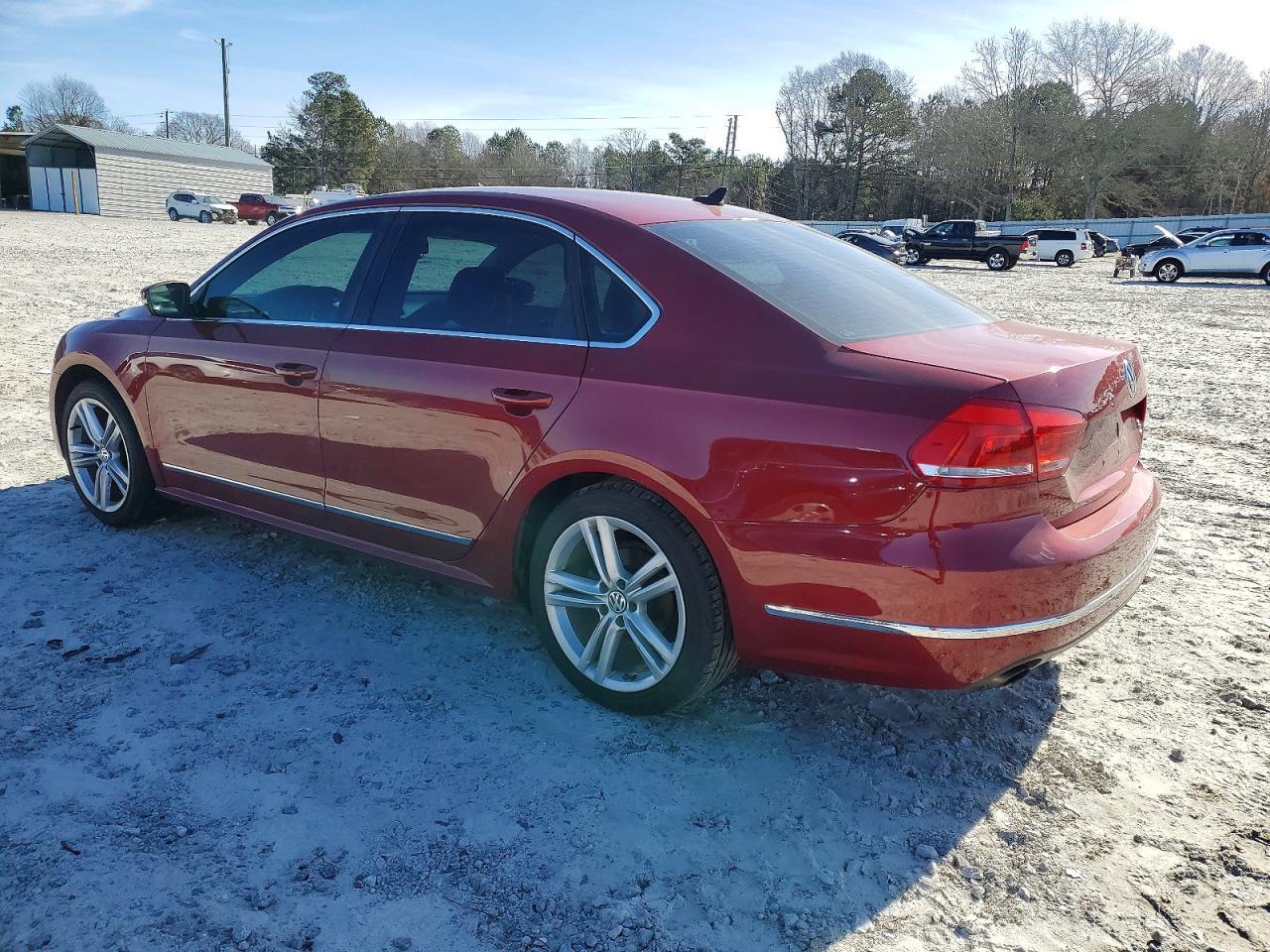 2015 Volkswagen Passat Se - Image 2