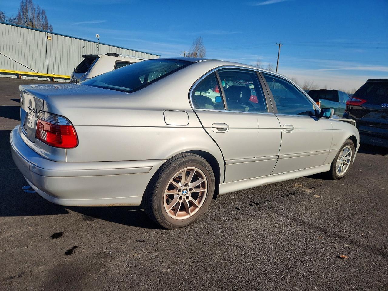 2003 BMW 525 I Automatic - Image 3