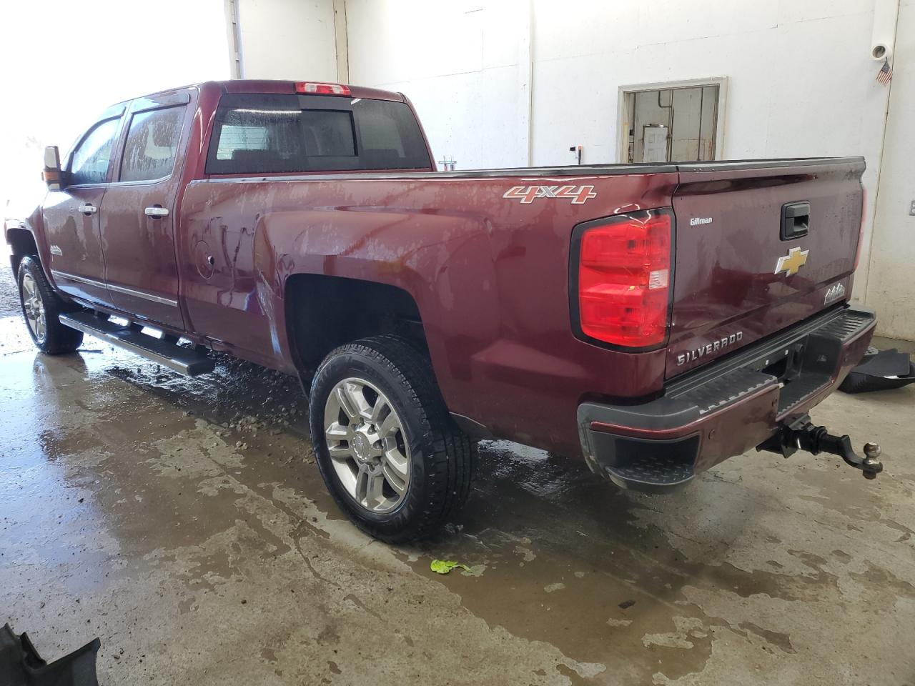 2017 Chevrolet Silverado K2500 High Country - Фото 2