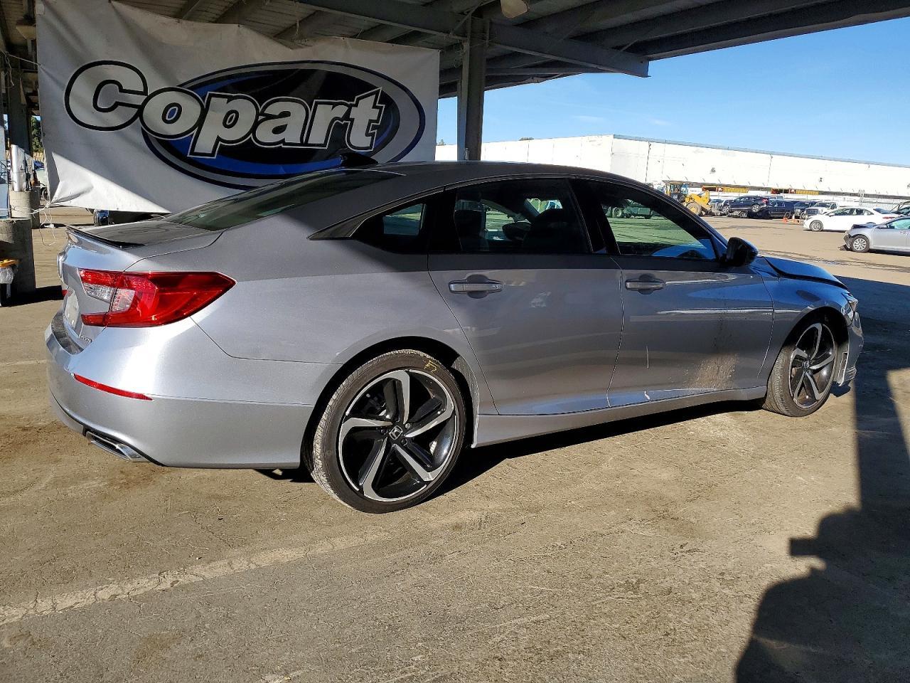 2021 Honda Accord Sport - Image 3