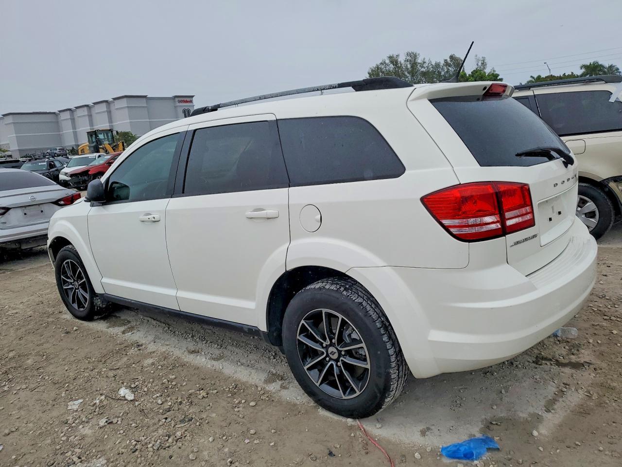 2018 Dodge Journey Se - Фото 2