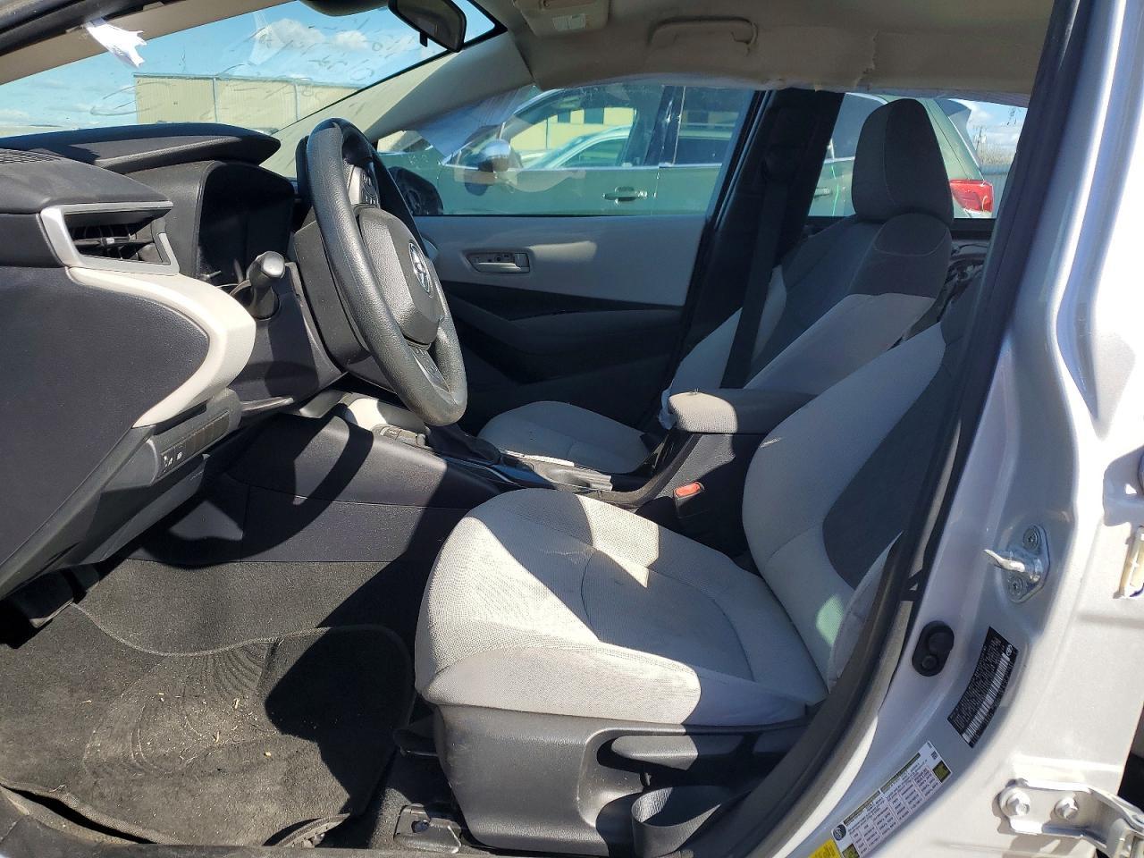 2022 Toyota Corolla Le - Image 7