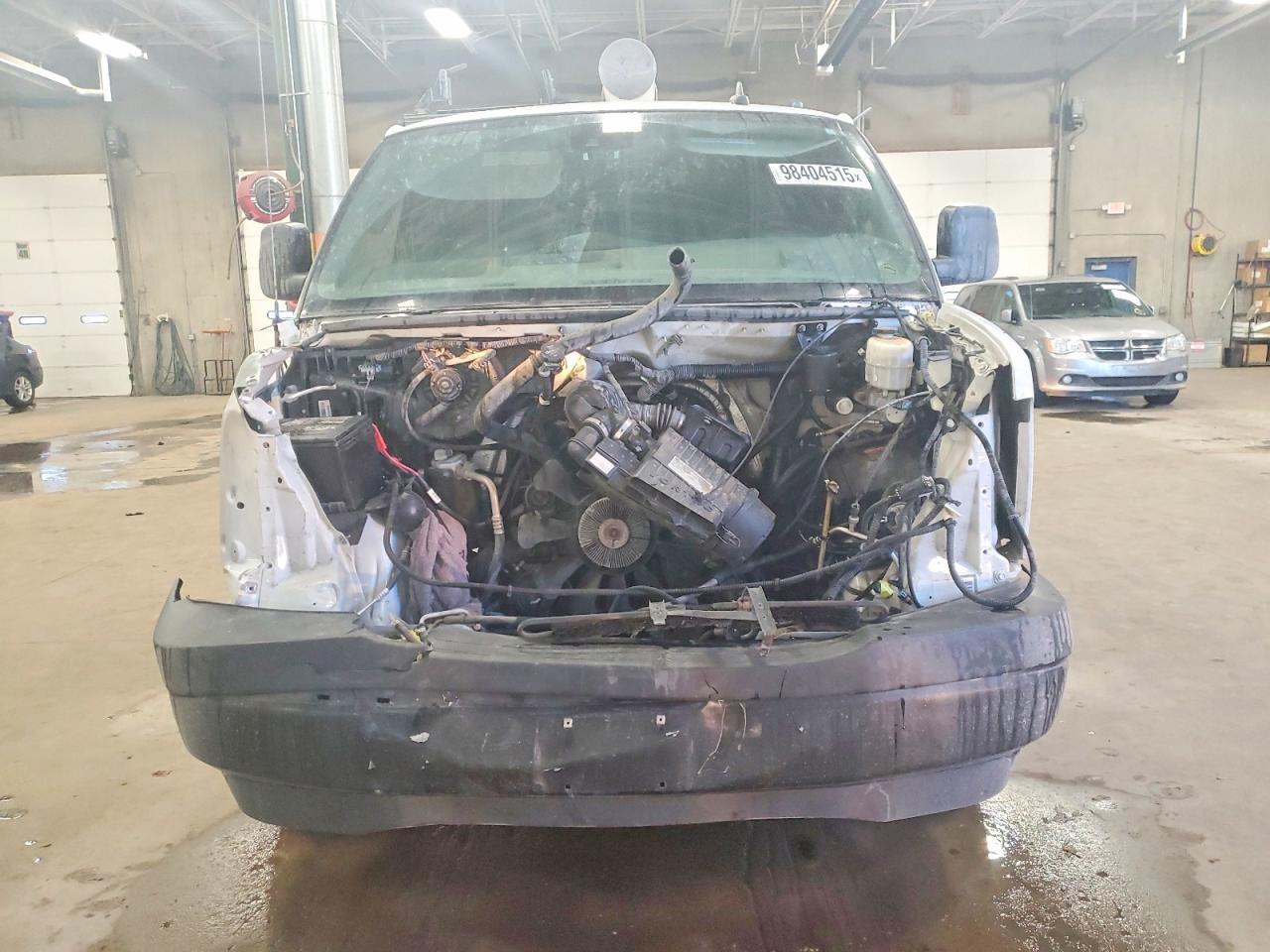 2019 Chevrolet Express Utility / Service Van - Image 5