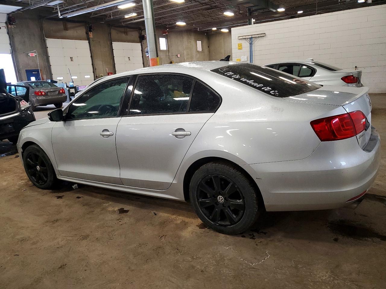 2014 Volkswagen Jetta Se - Image 2