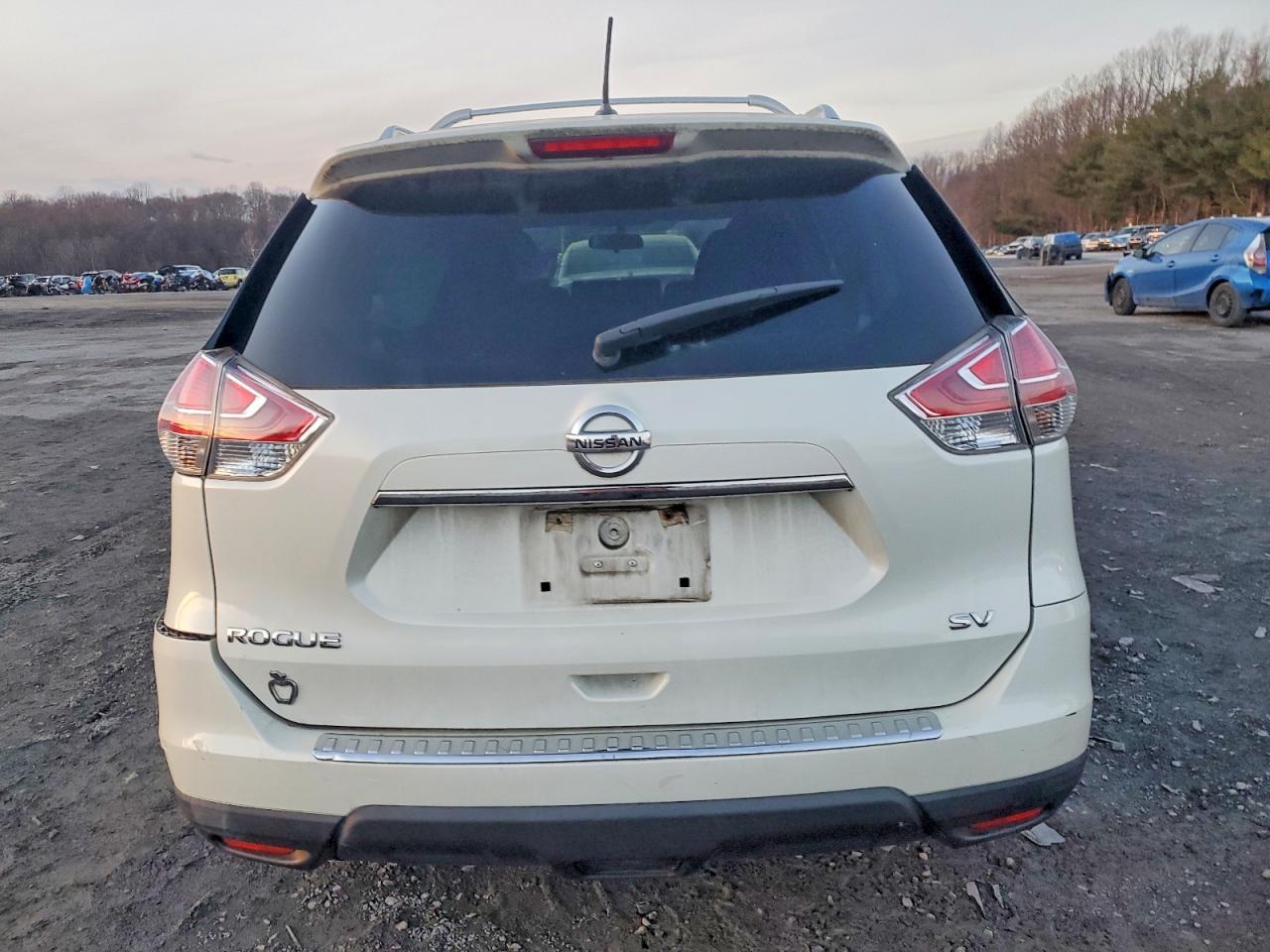 2016 Nissan Rogue S - Фото 6