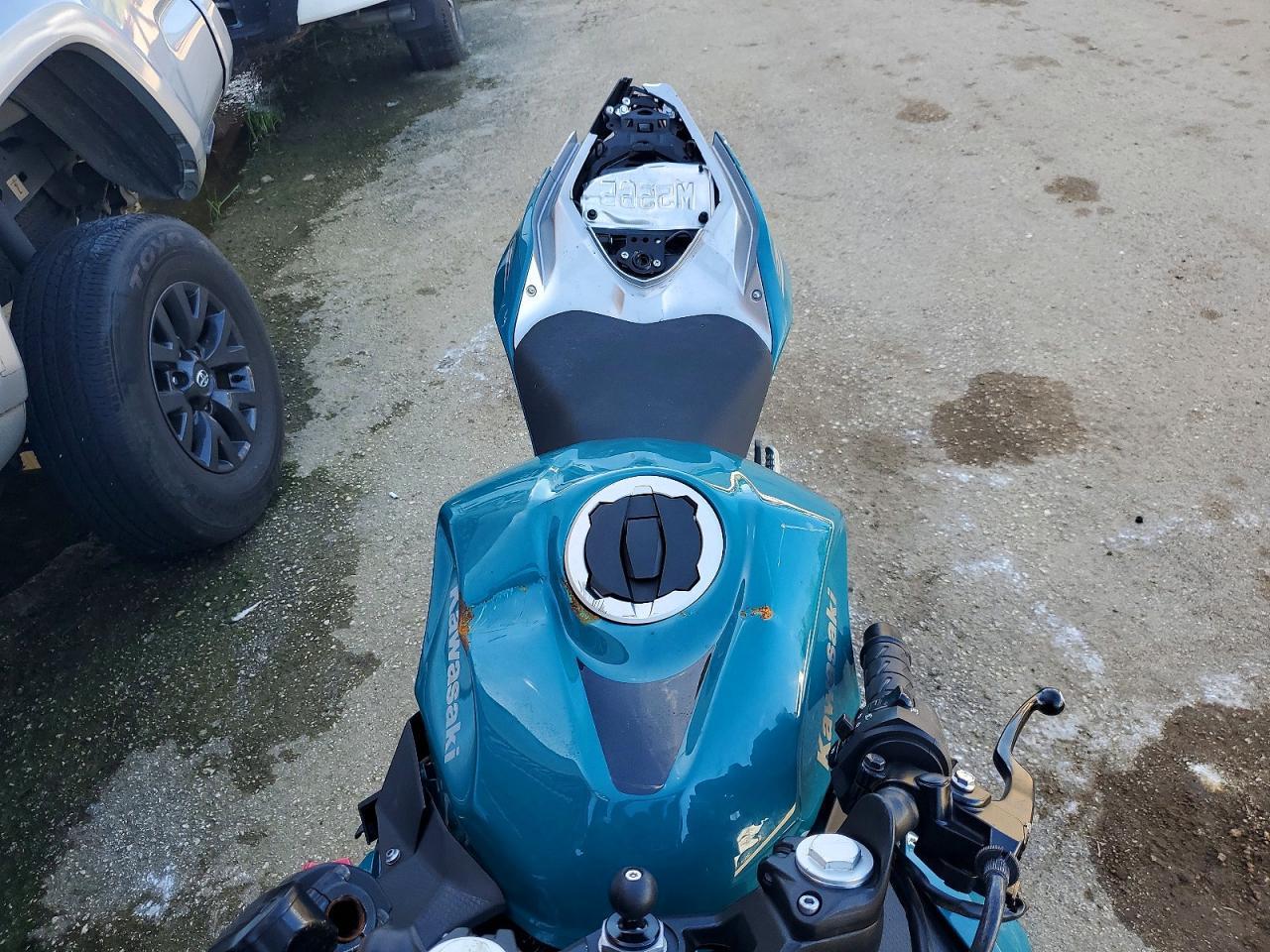 2021 Kawasaki Ex400 - Фото 5