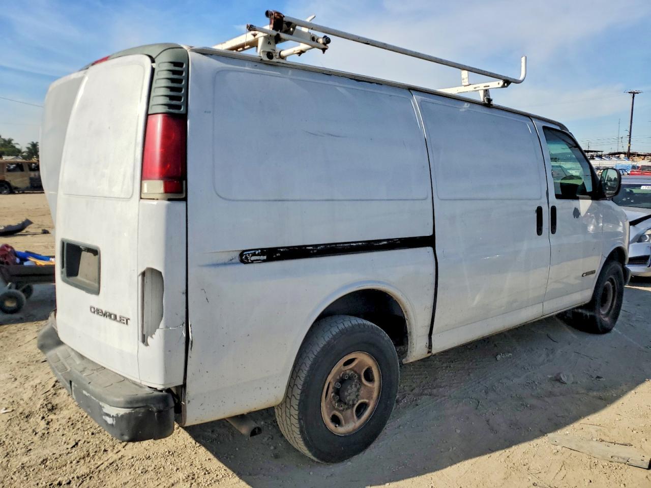 1999 Chevrolet Express G3500 Delivery Van - Фото 3
