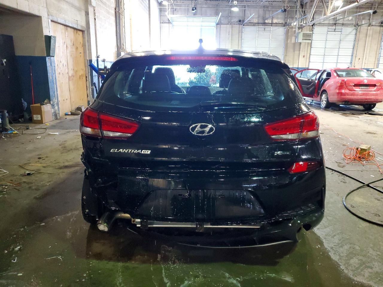 2020 Hyundai Elantra Gt N Line - Фото 6