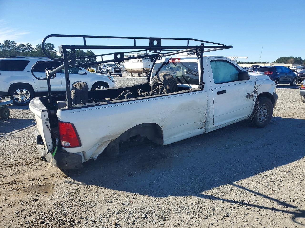 2019 Ram 1500 Classic Tradesman - Фото 3