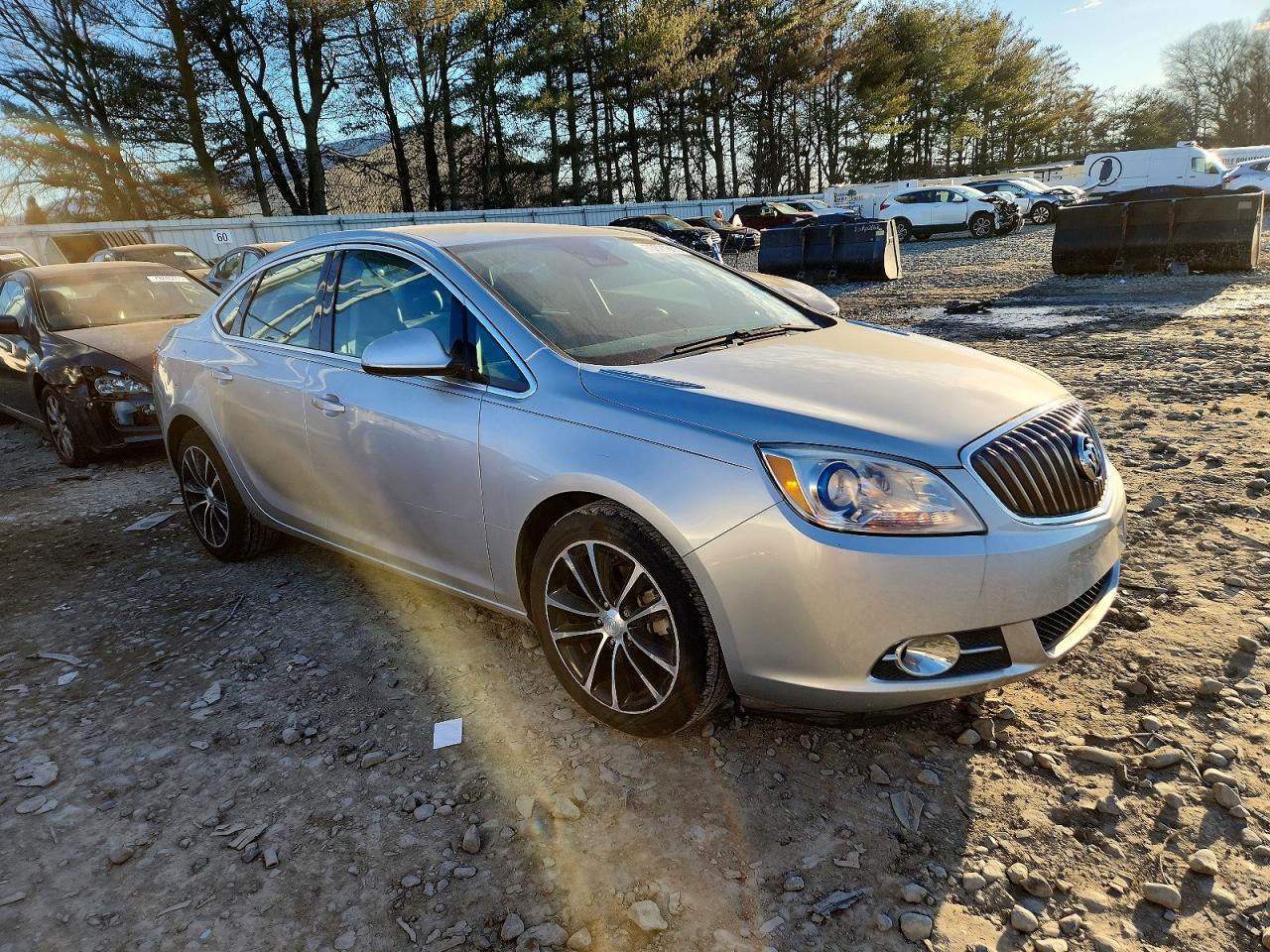 2016 Buick Verano Sport Touring - Фото 4