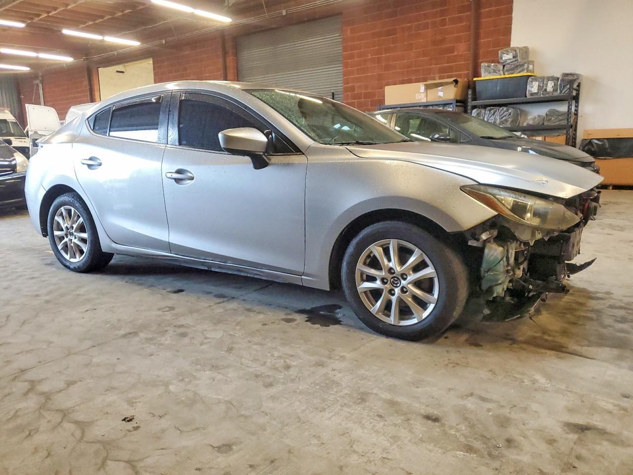 2014 Mazda 3 Grand Touring - Image 4