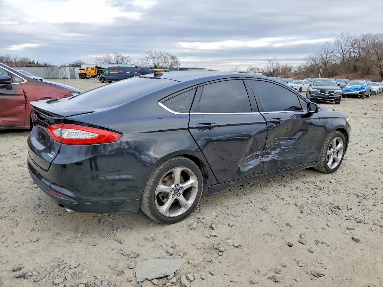 2013 Ford Fusion Se - Image 3
