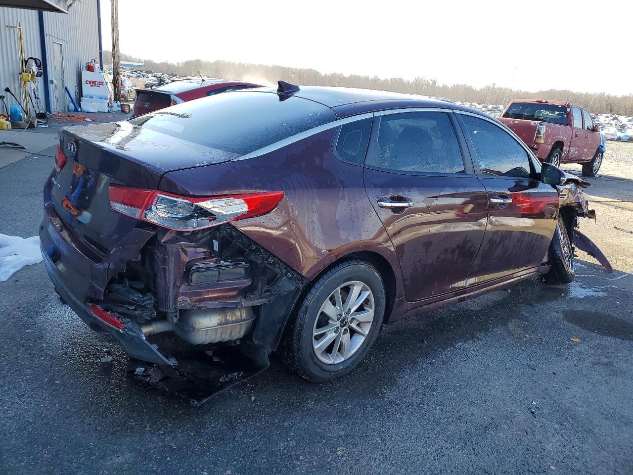 2018 Kia Optima Lx - Фото 3