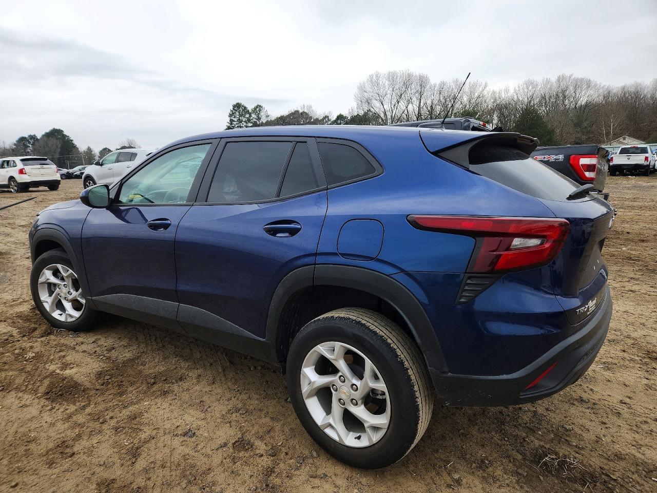 2024 Chevrolet Trax - Фото 2