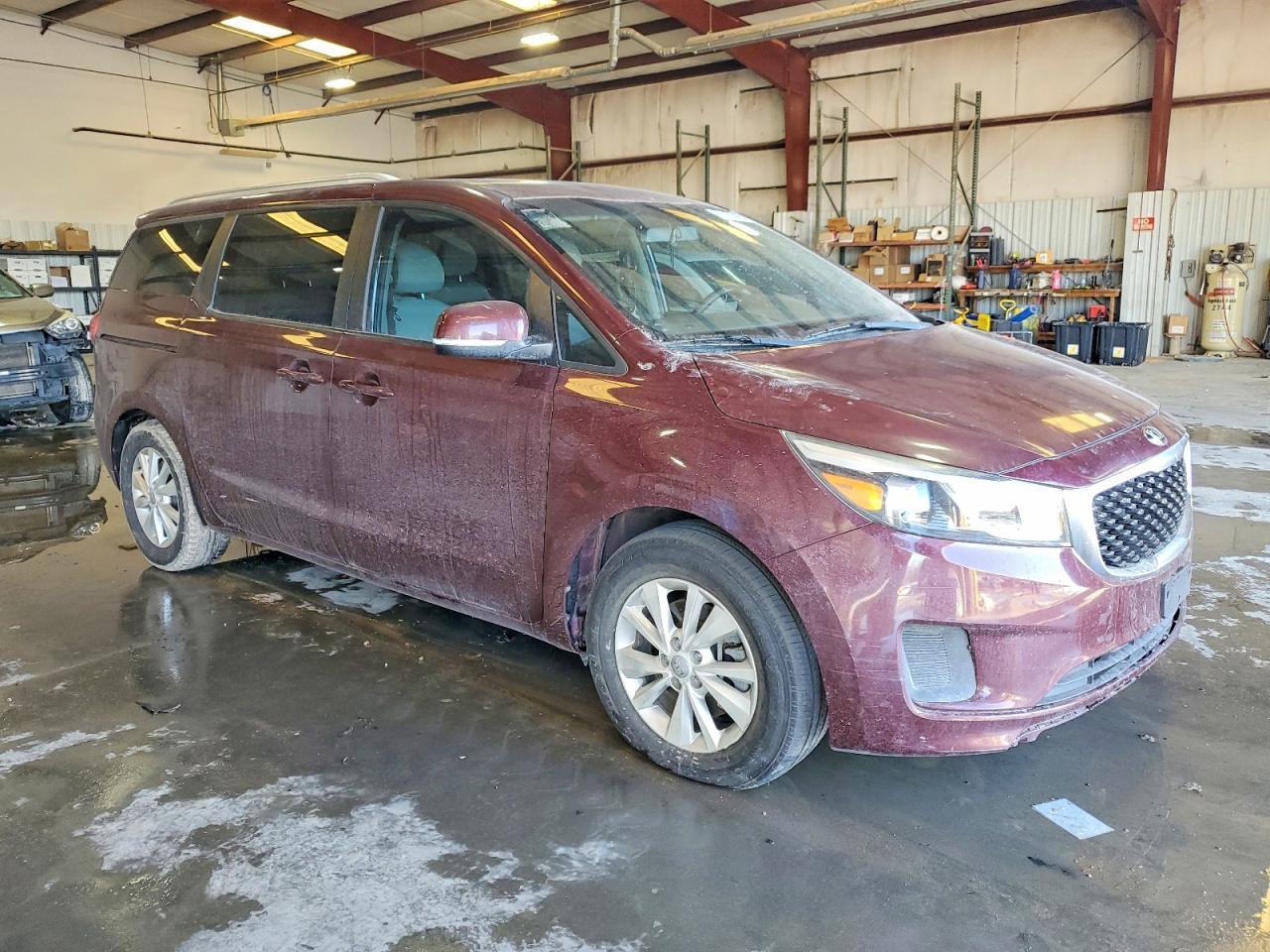 2016 Kia Sedona Lx - Фото 4