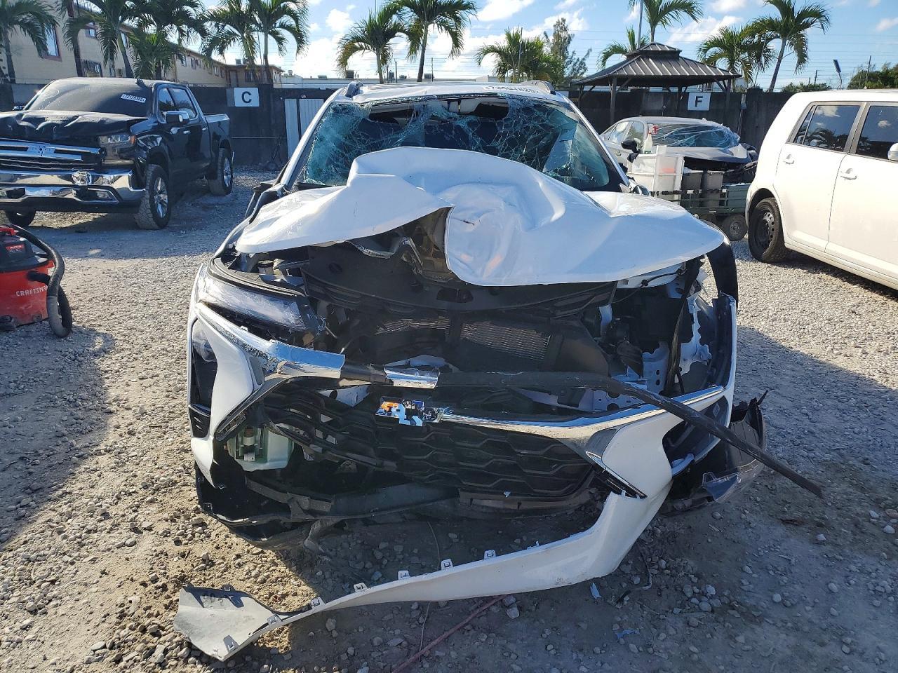 2025 Chevrolet Trax 1Lt - Фото 5