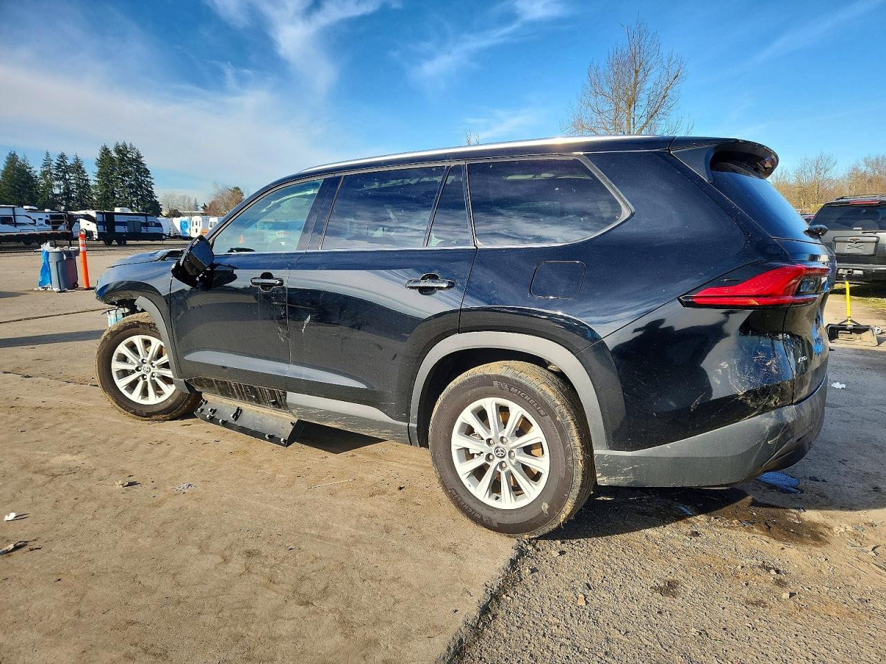 2024 Toyota Grand Highlander Xle - Фото 2