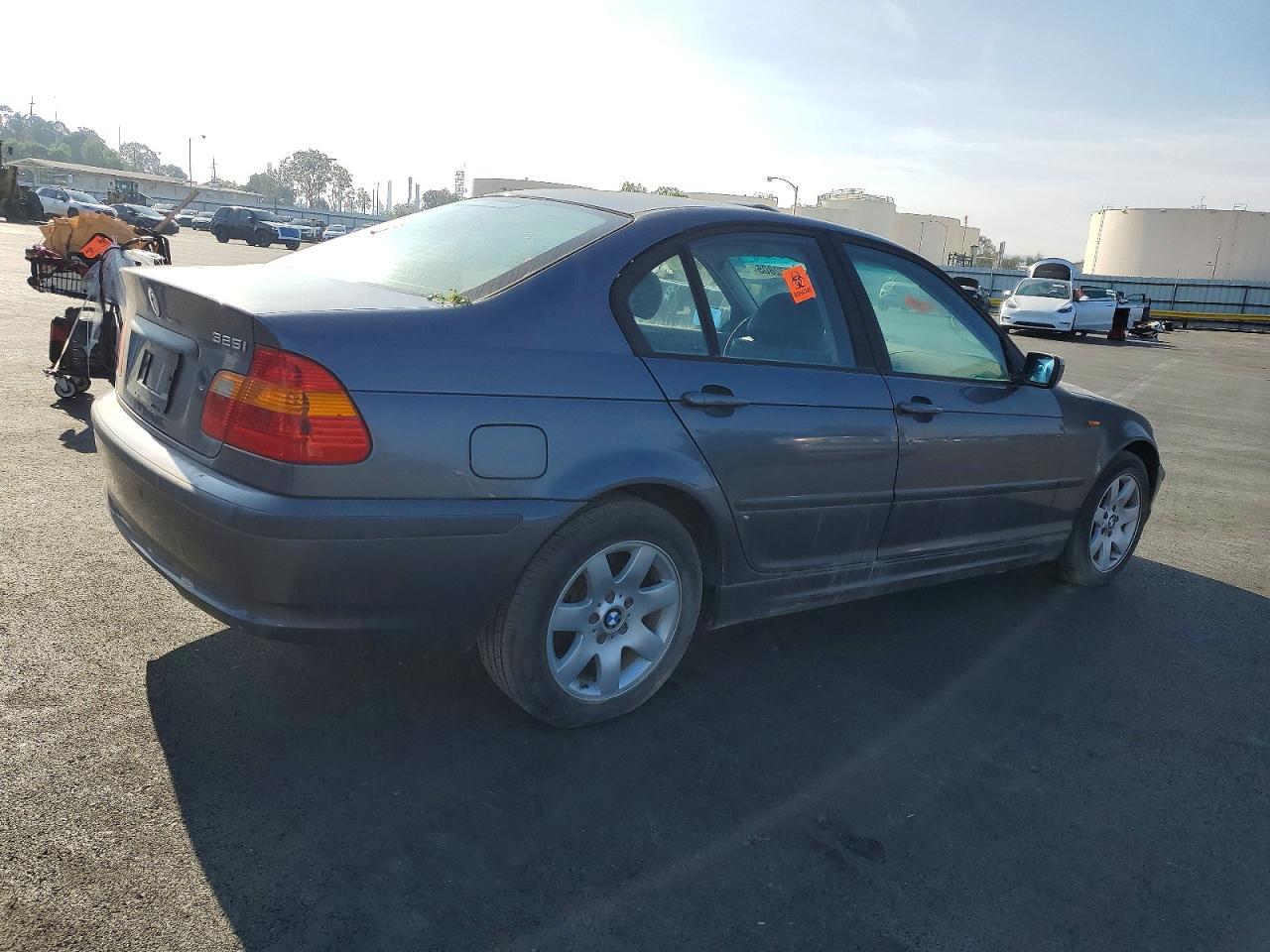 2002 BMW 325 I - Фото 3