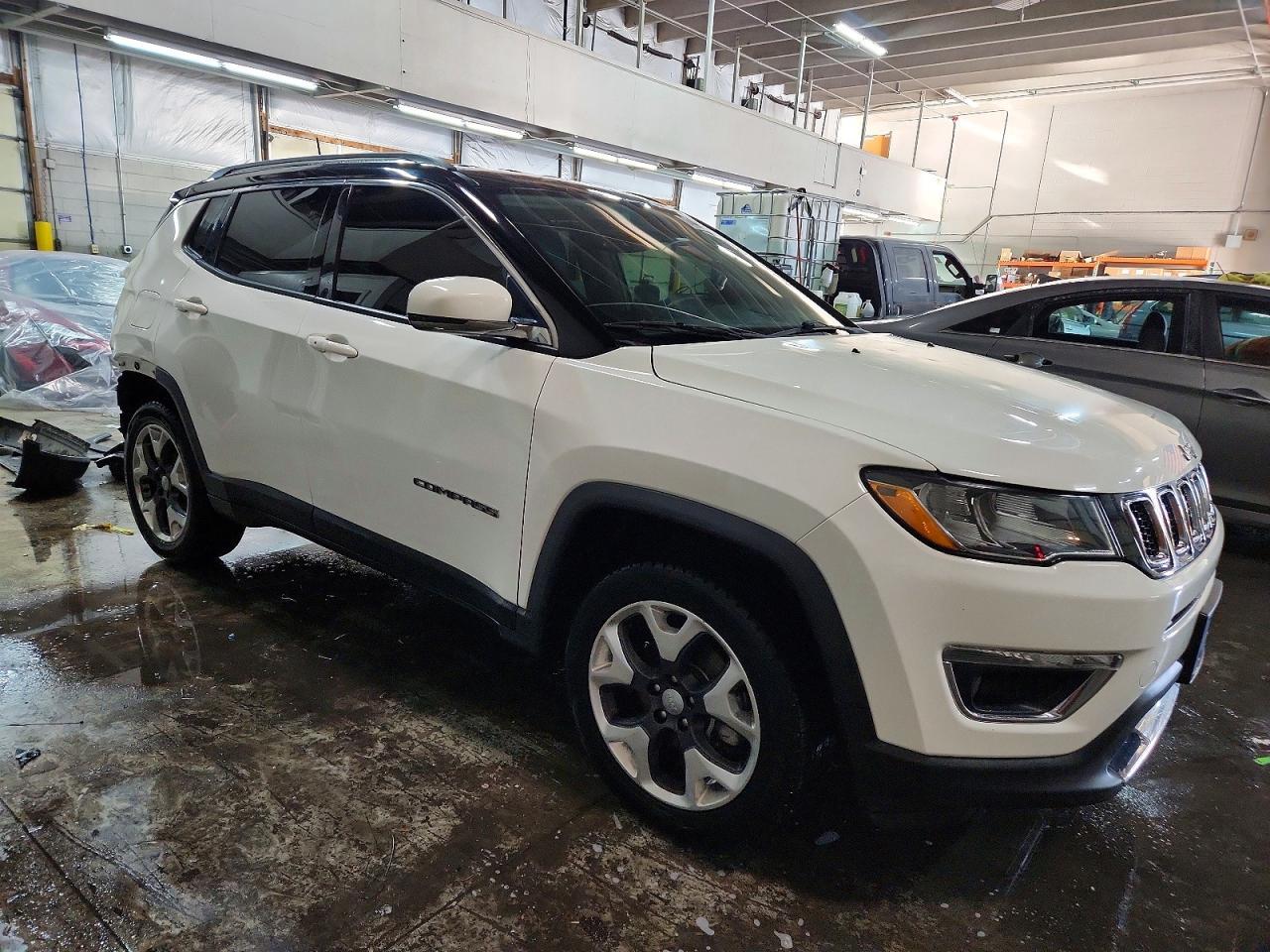 2018 Jeep Compass Limited - Image 4
