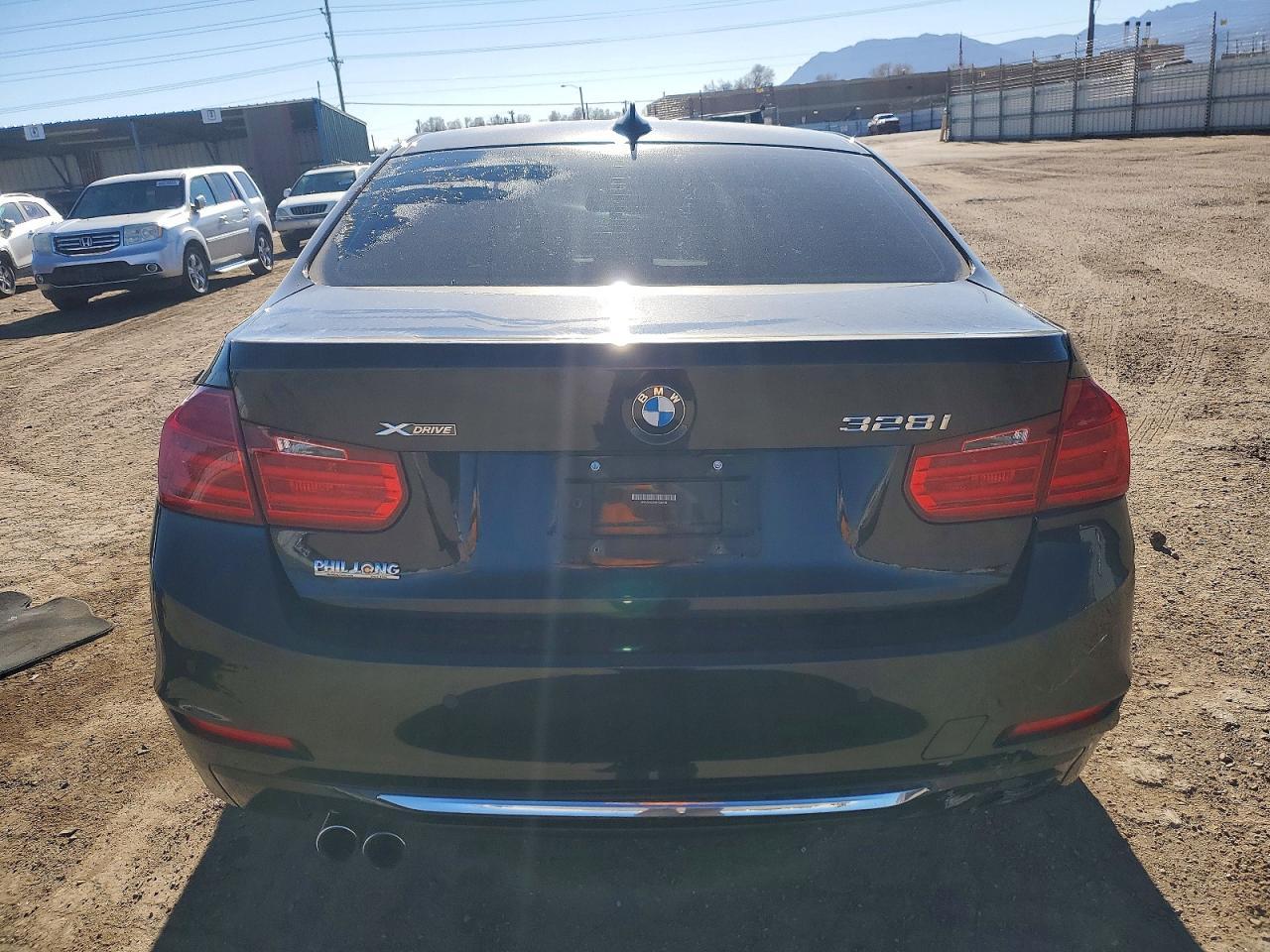 2015 BMW 328 Xi - Image 6