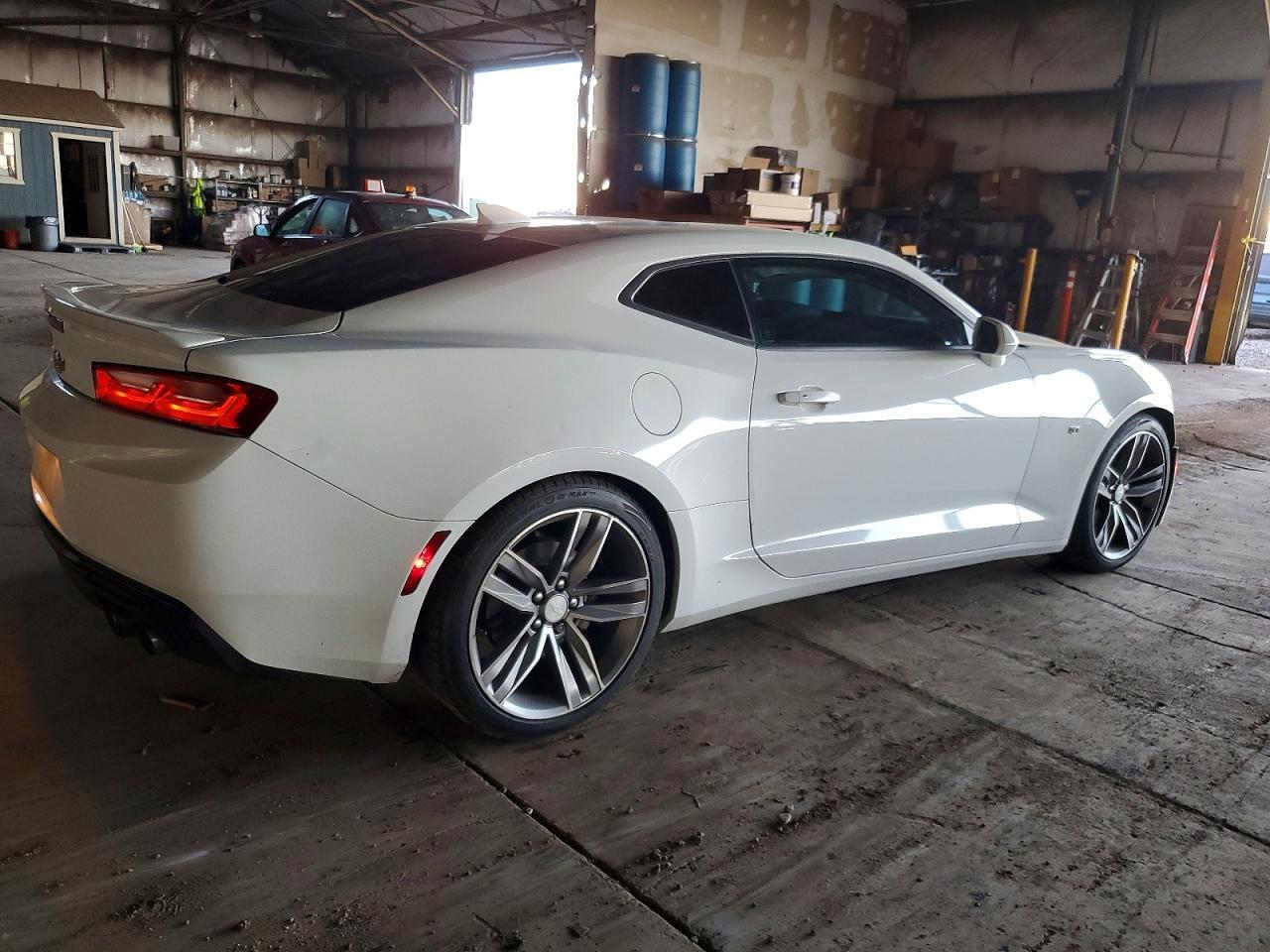 2018 Chevrolet Camaro Lt - Фото 3