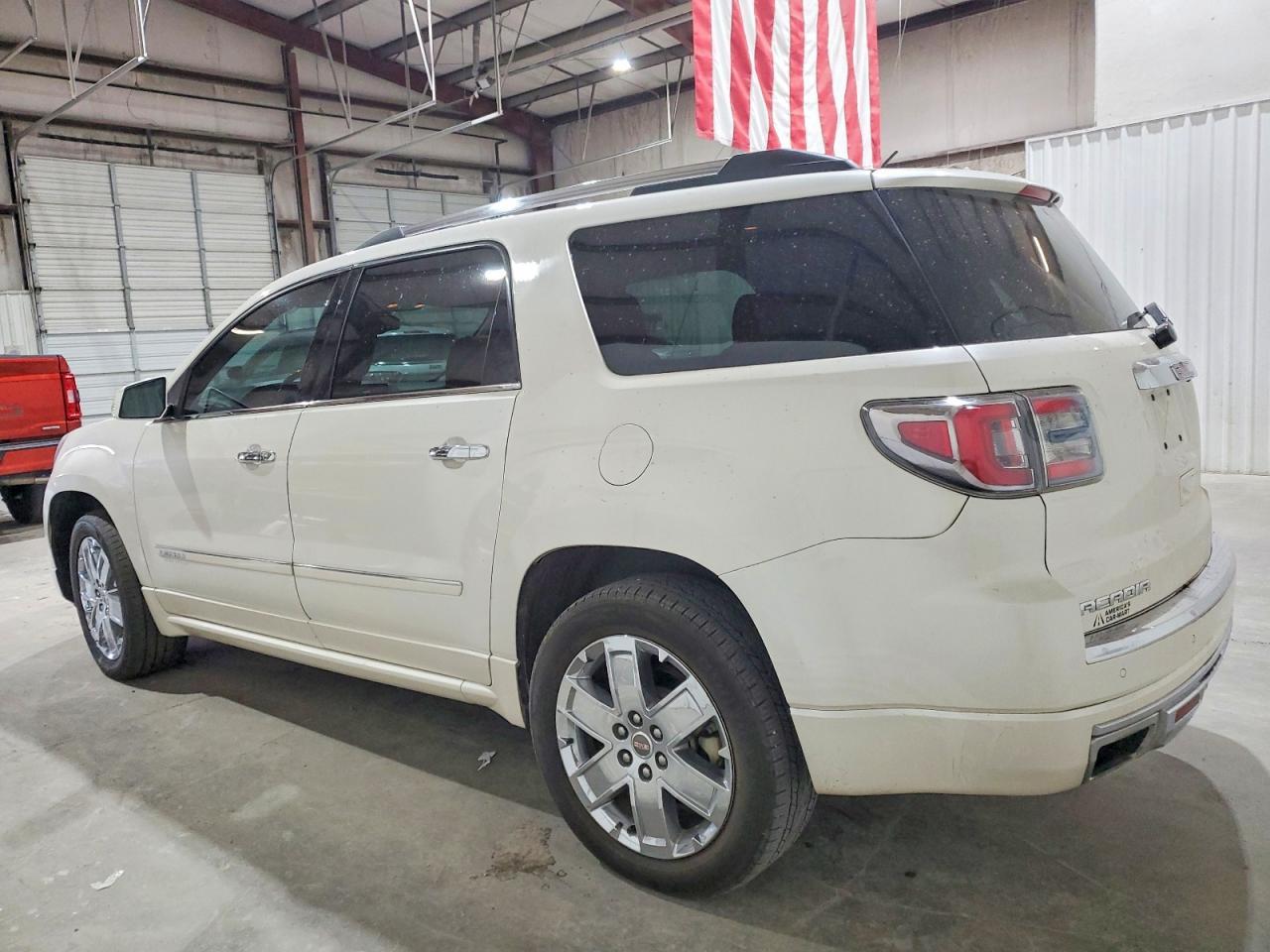 2015 GMC Acadia Denali - Фото 2