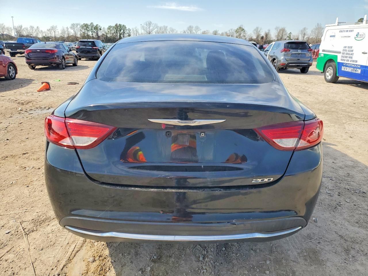 2015 Chrysler 200 Limited - Image 6