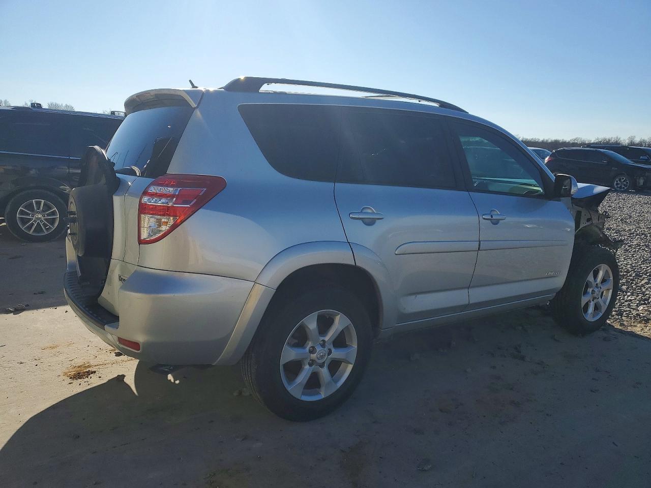 2011 Toyota Rav4 Limited - Фото 3